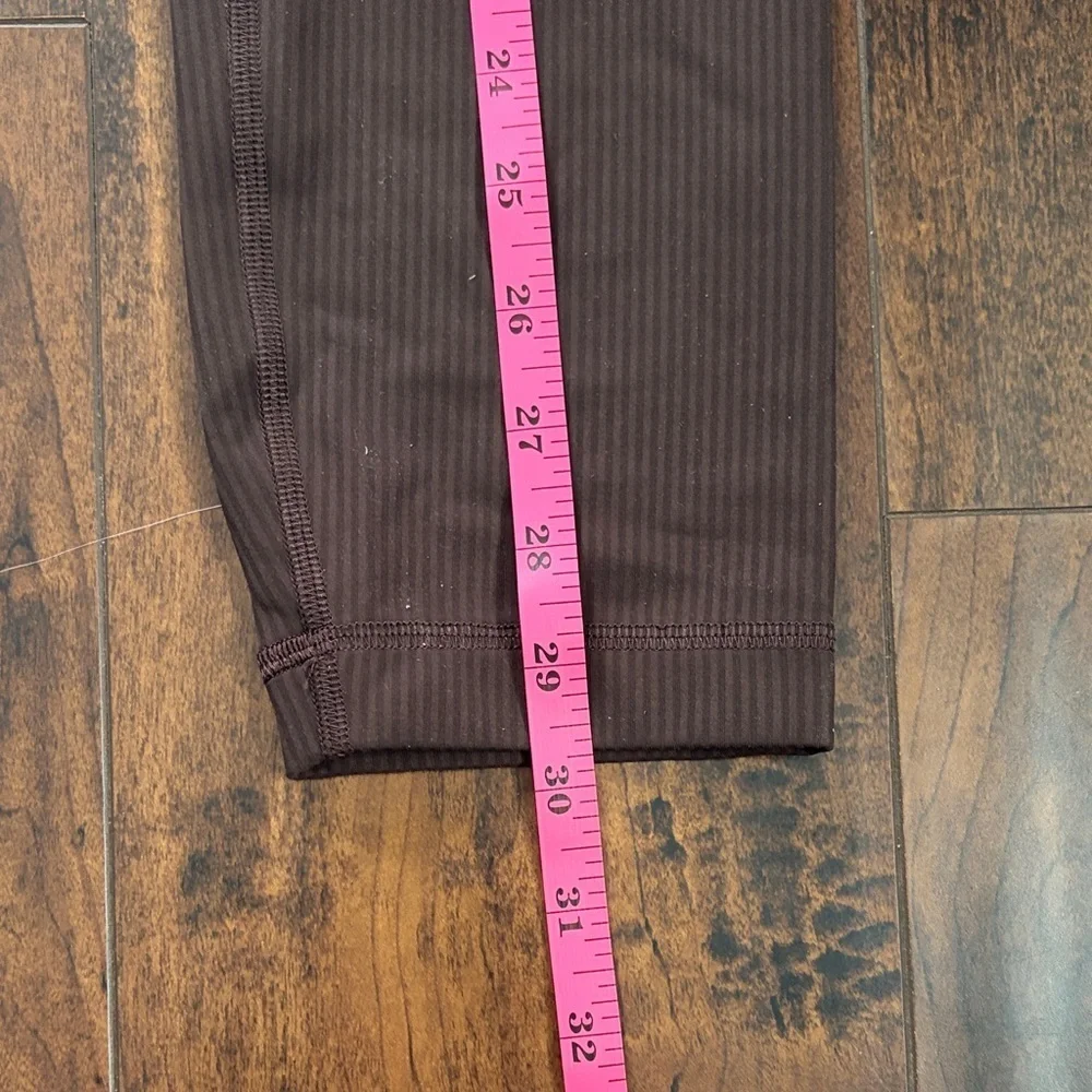 lululemon athletica Women's 3/4 leggings .